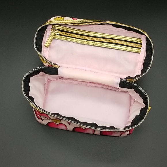 2 Princess Crown Heart Makeup Bags - Picture 8 of 11
